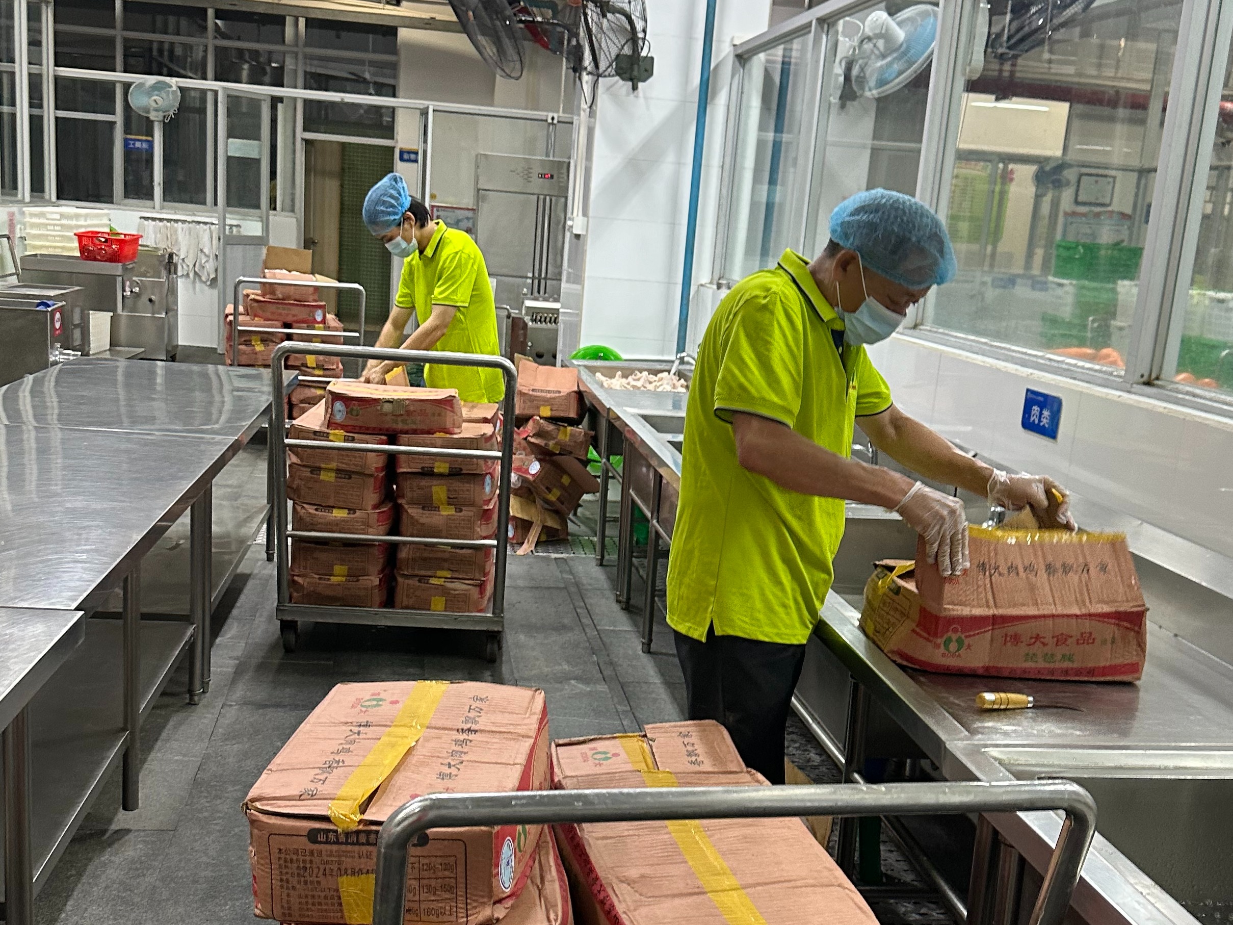 产业园区食堂承包找万家欢，食品级中央厨房配送或现场加工均可，