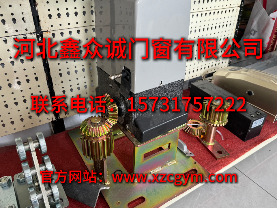 大型厂房平移门生产商 鑫众诚车间工业门 抗风压型材可加装视窗
